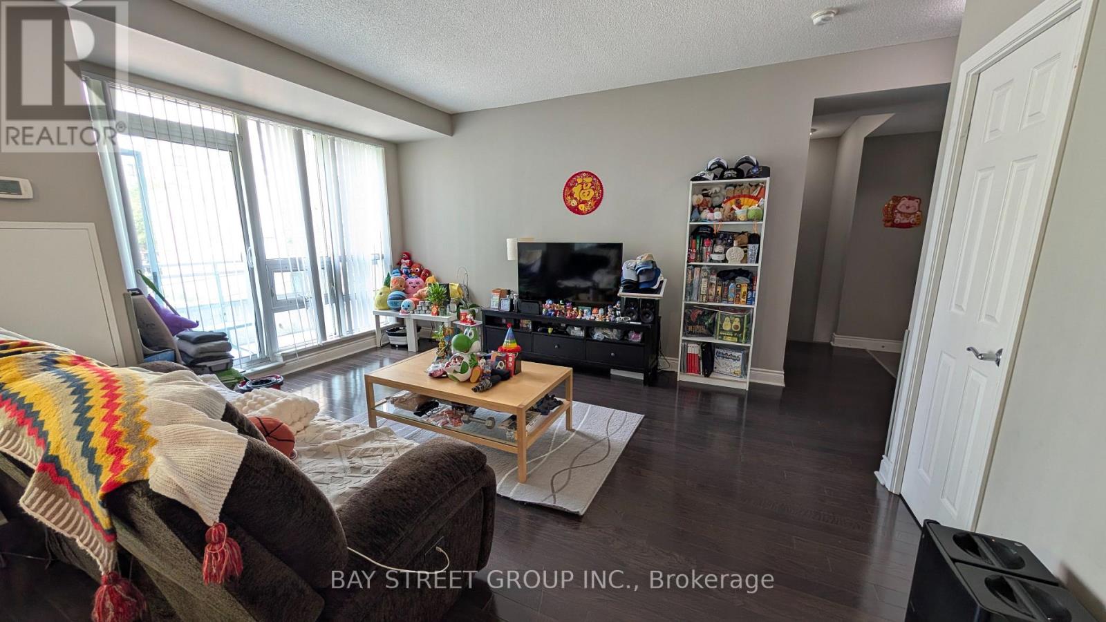Th201 - 21 Olive Avenue, Toronto, Ontario M2N 4N4 - Photo 3 - C13653390