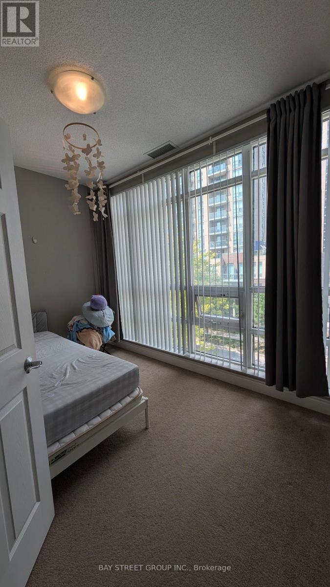 Th201 - 21 Olive Avenue, Toronto, Ontario M2N 4N4 - Photo 8 - C13653390