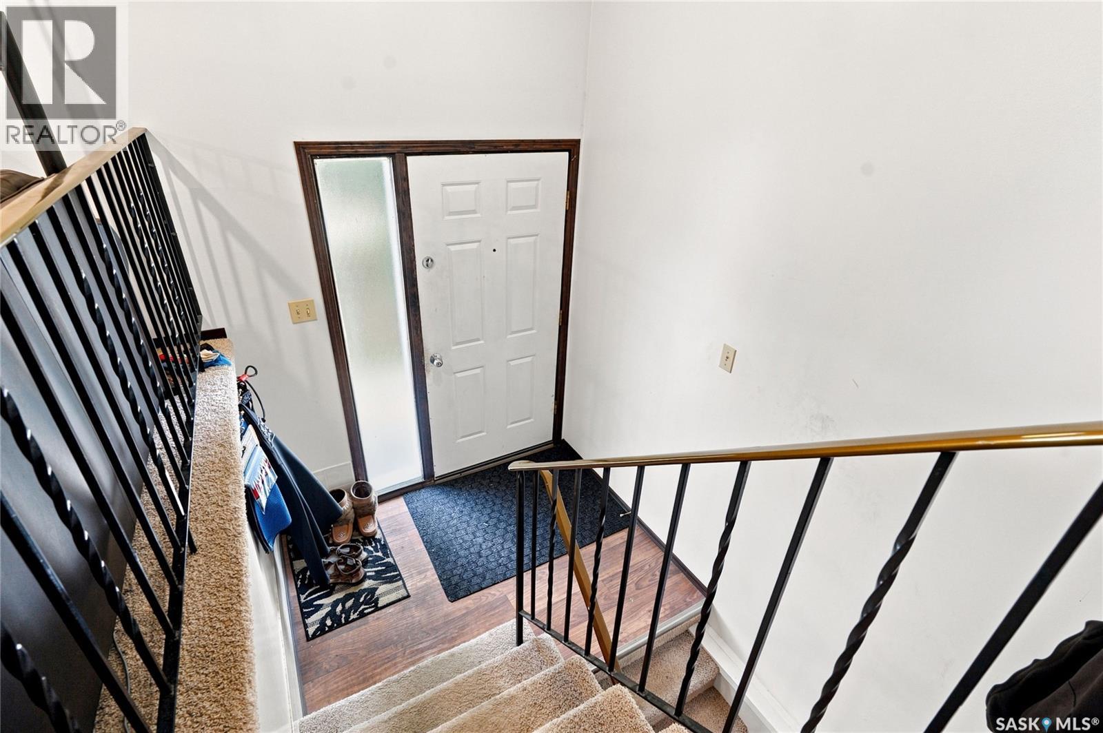41 Blackley Place, Saskatoon, Saskatchewan  S7M 5B1 - Photo 2 - SK045184