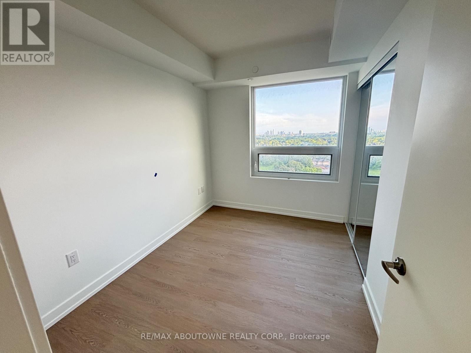1215 - 4010 Eglinton Avenue W, Toronto, Ontario  M9A 0G5 - Photo 10 - W13660700