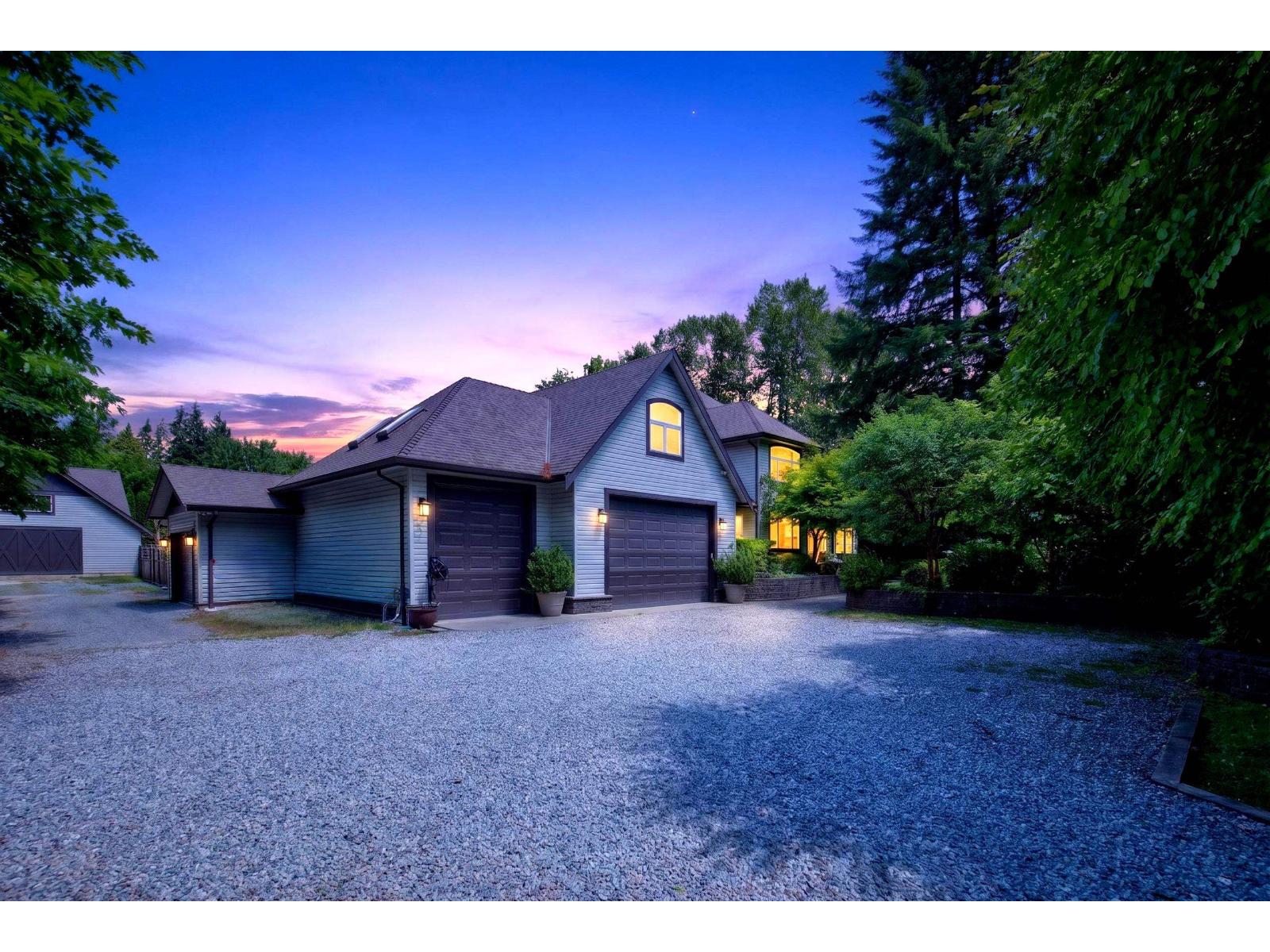 19185 90 AVENUE, Surrey, British Columbia