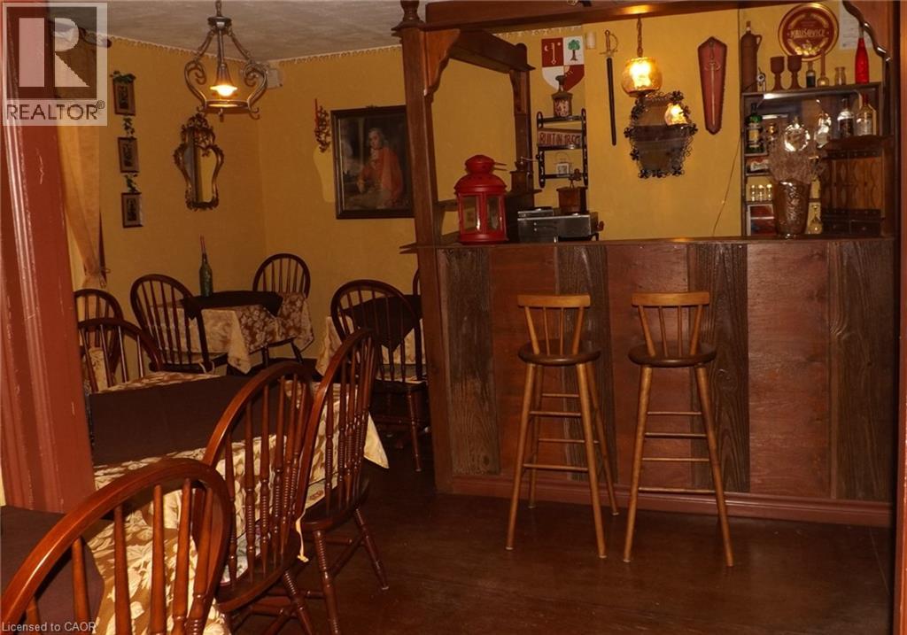 5815 E Main Street, Niagara Falls, Ontario  L2G 5Z6 - Photo 5 - 40855468