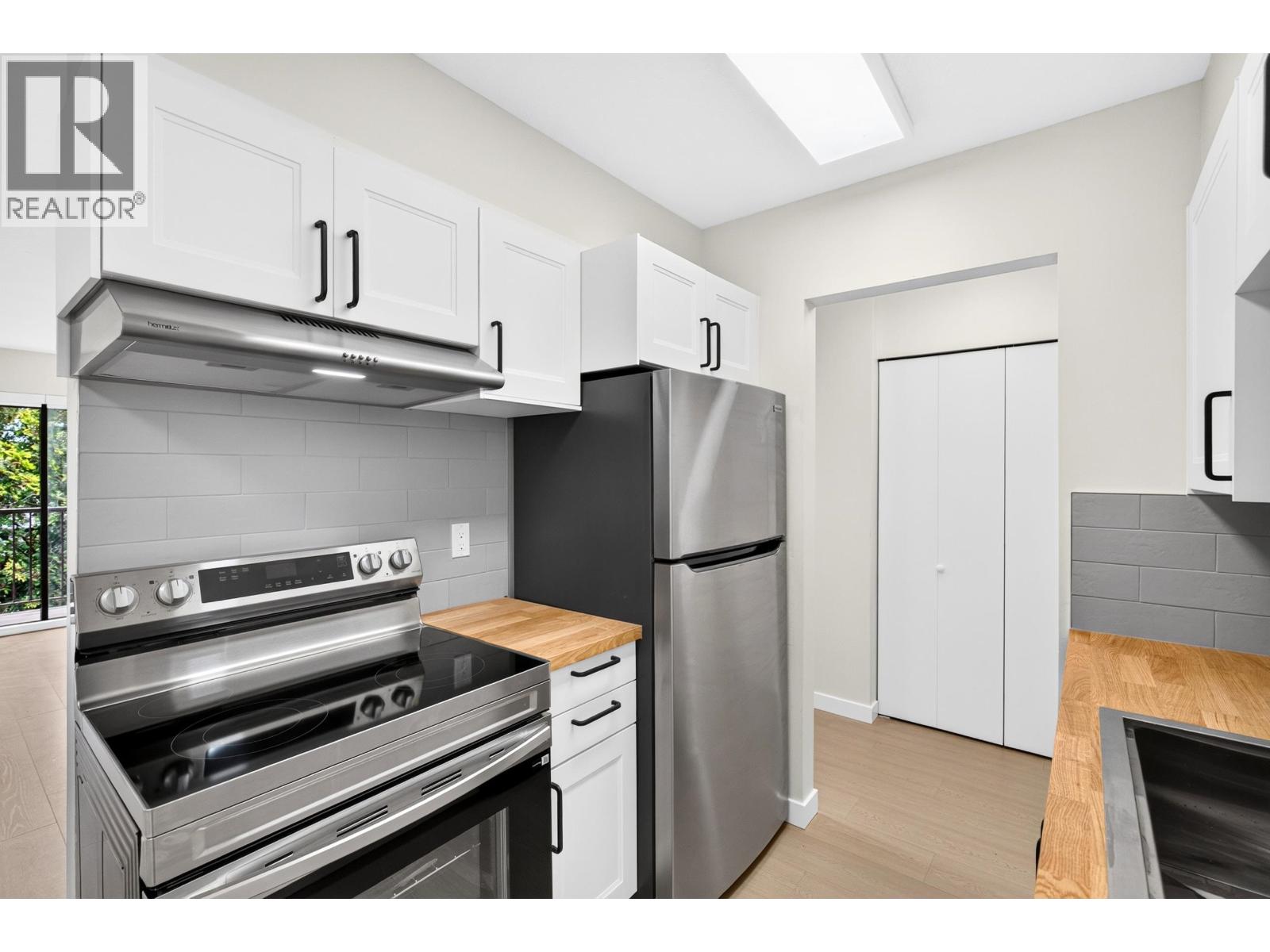 305 466 E Eighth Avenue, New Westminster, British Columbia  V3L 4L2 - Photo 18 - R3154735