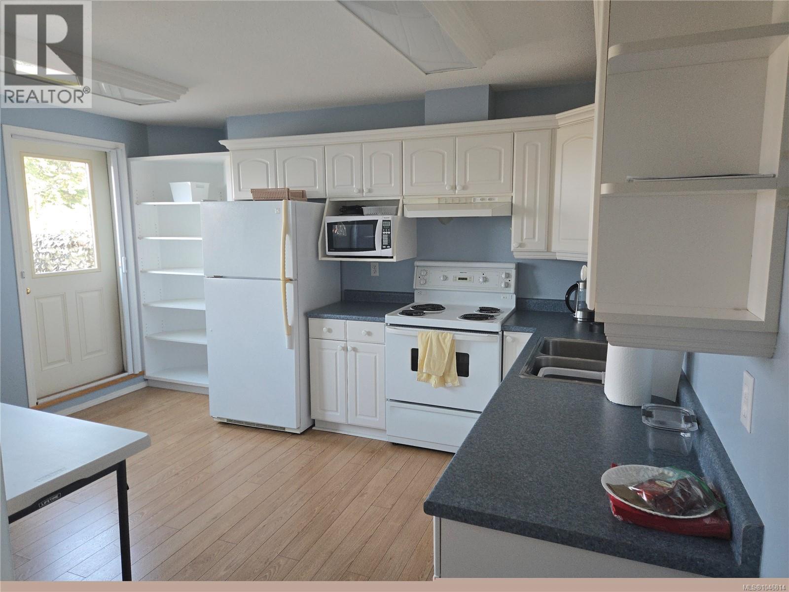 201 7184 Lantzville Rd, Lantzville, British Columbia  V0R 2H0 - Photo 6 - 1046814