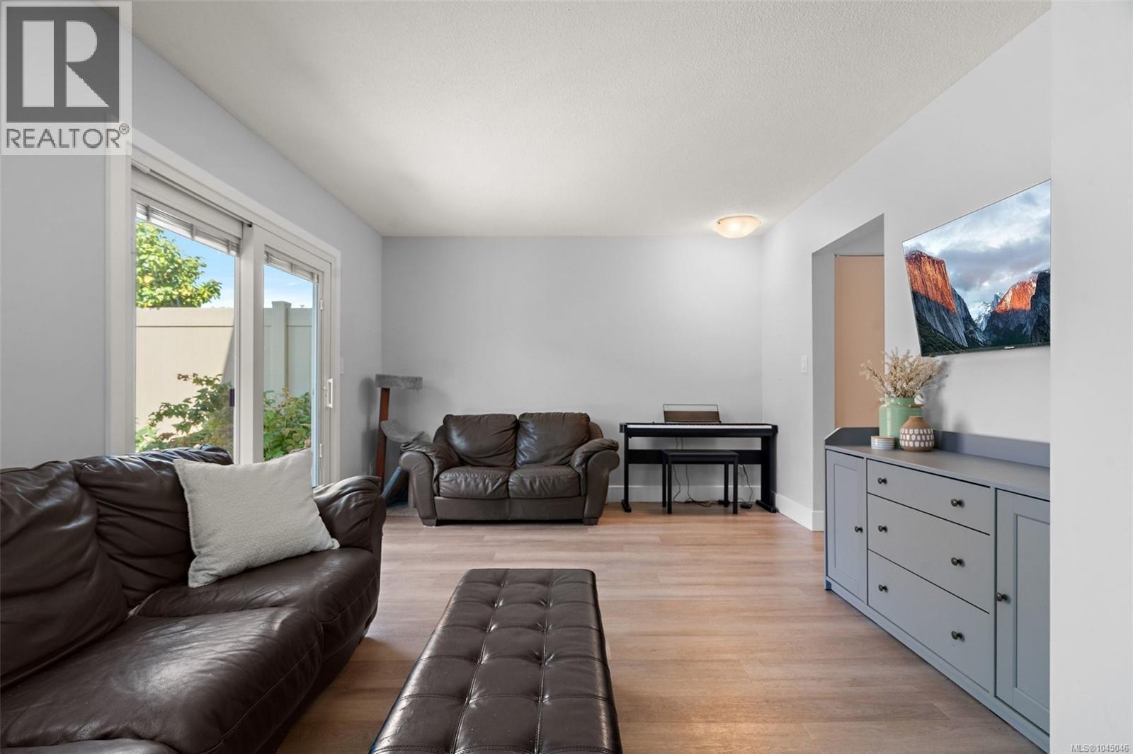 7 10046 Fifth St, Sidney, British Columbia  V8L 2X9 - Photo 9 - 1045046