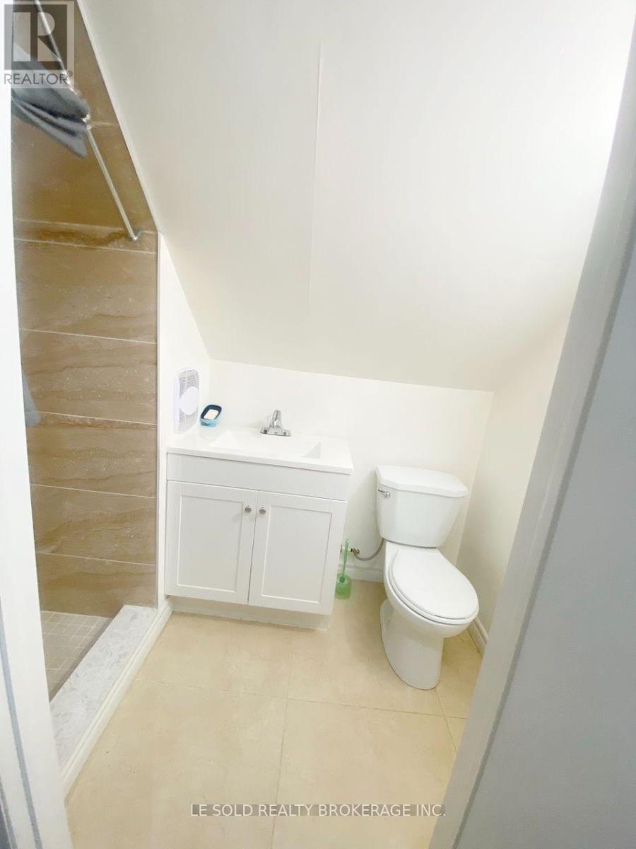 169 Gormley Road W, Richmond Hill, Ontario  L4E 1A2 - Photo 23 - N13667702