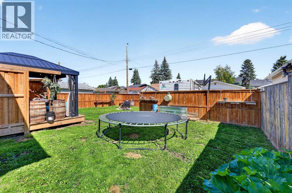 24 Penworth Crescent Se, Calgary, Alberta  T2A 4C7 - Photo 34 - A2322103