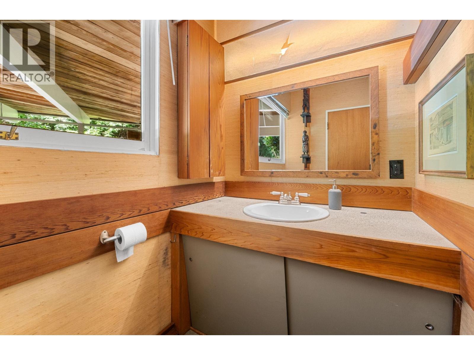 6222 St. Georges Avenue, West Vancouver, British Columbia  V7W 1Z7 - Photo 25 - R3154173