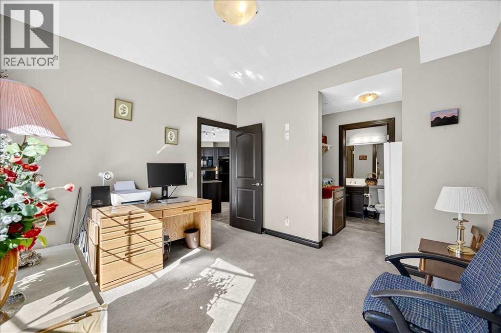 218, 30 Royal Oak Plaza NW, Calgary, Alberta  T3G 0C1 - Photo 17 - A2326022