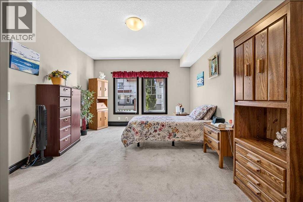 218, 30 Royal Oak Plaza NW, Calgary, Alberta  T3G 0C1 - Photo 14 - A2326022