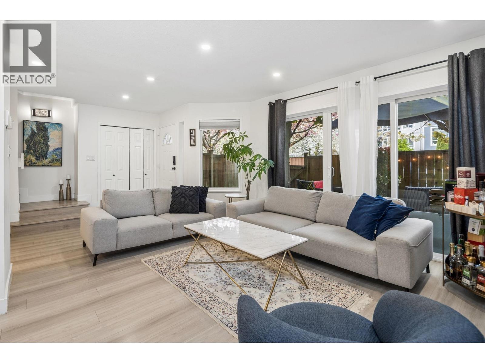 7 848 W 16th Street, North Vancouver, British Columbia  V7P 1R3 - Photo 11 - R3155352