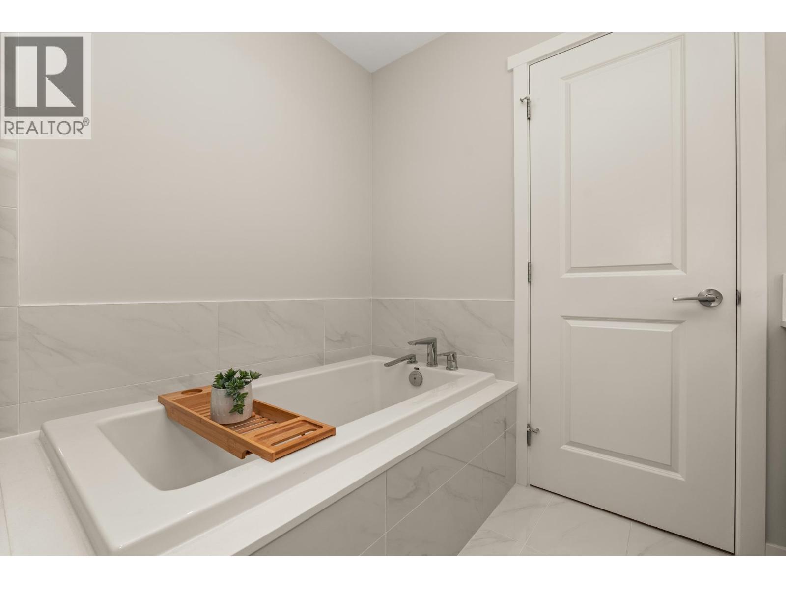 130 1360 Mitchell Street, Coquitlam, British Columbia  V3E 0T7 - Photo 21 - R3155354