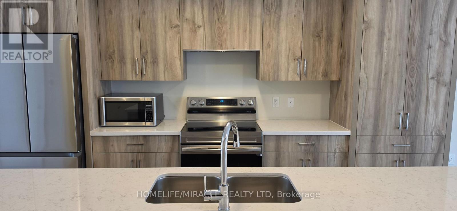 1359 Kaniv Street, Oakville, Ontario  L6M 5R3 - Photo 5 - W13669174