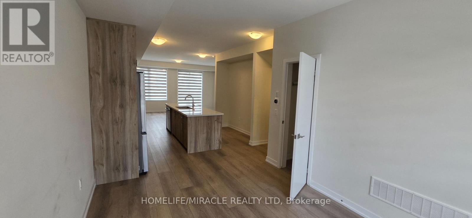 1359 Kaniv Street, Oakville, Ontario  L6M 5R3 - Photo 6 - W13669174