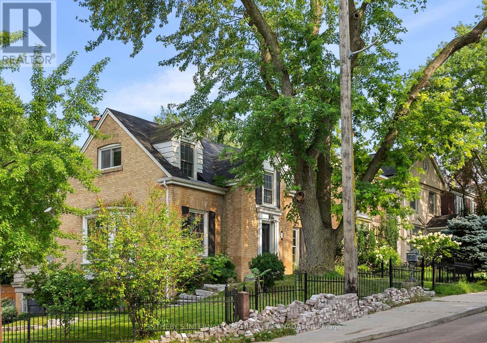 29 Highbourne Avenue, Toronto, Ontario M5P 2J1 - Photo 34 - C13658016