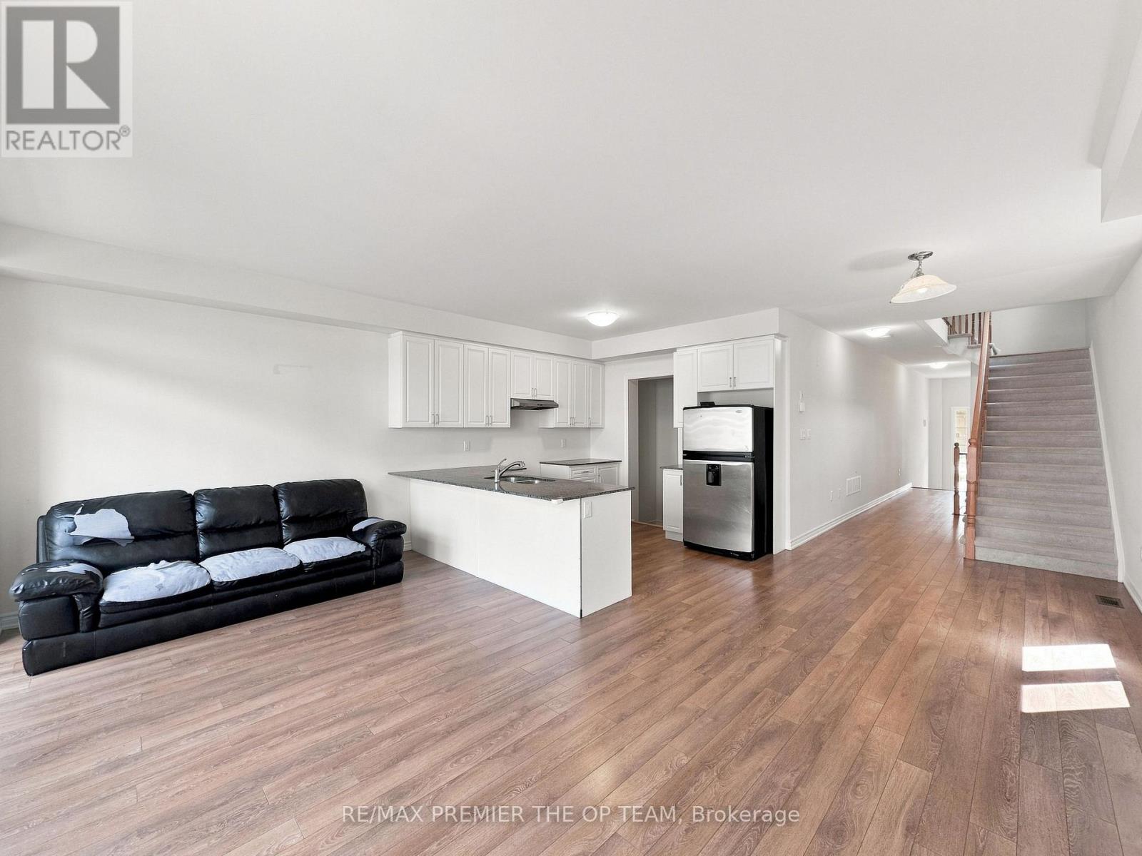 116 Molozzi Street, Erin, Ontario N0B 1T0 - Photo 6 - X13669176