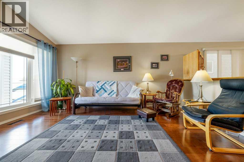 441 Edinburgh Road W, Lethbridge, Alberta  T1J 5A6 - Photo 5 - A2328747