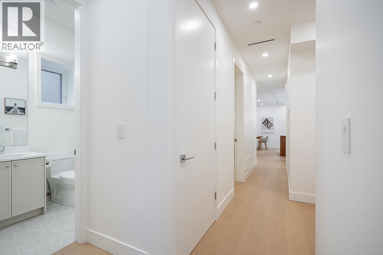 2 1845 E 51st Avenue, Vancouver, British Columbia  V5P 1W1 - Photo 30 - R3137315