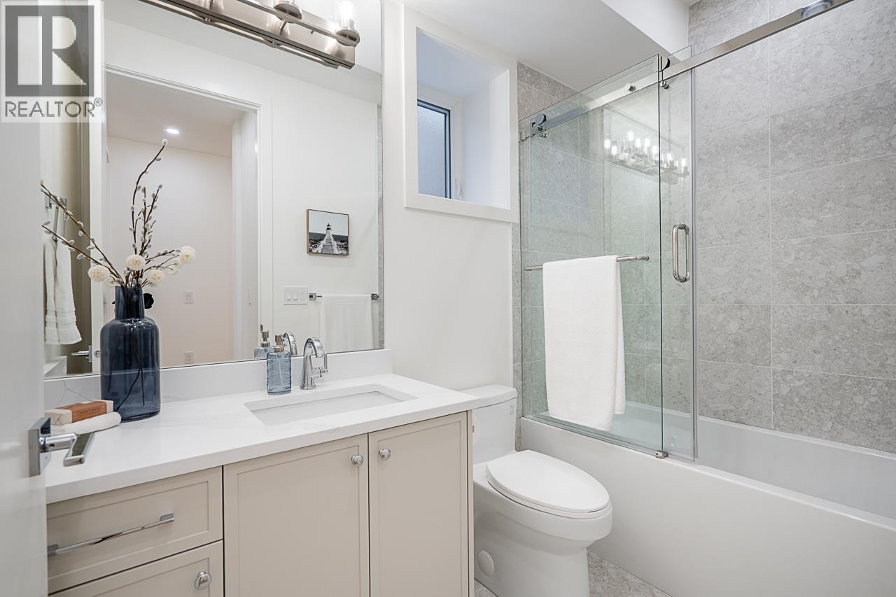 2 1845 E 51st Avenue, Vancouver, British Columbia  V5P 1W1 - Photo 31 - R3137315