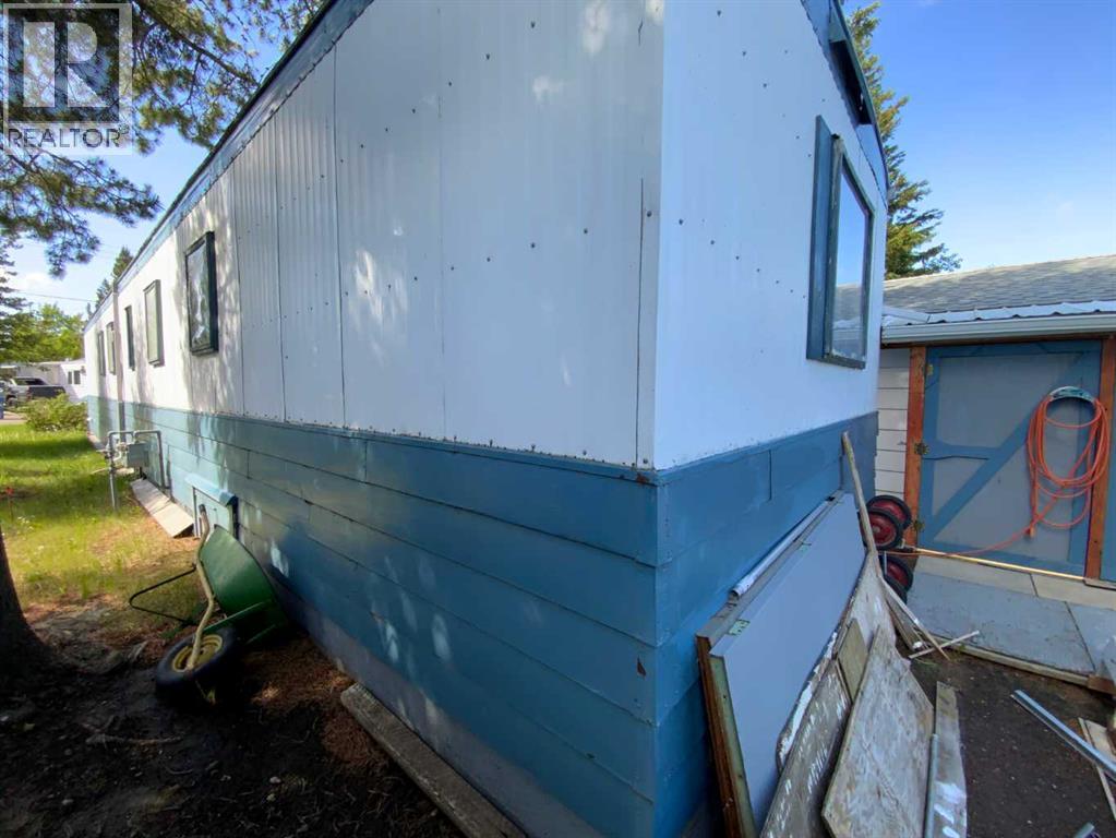 48 Mobile Drive NE, Three Hills, Alberta  T0M 2A0 - Photo 19 - A2318450