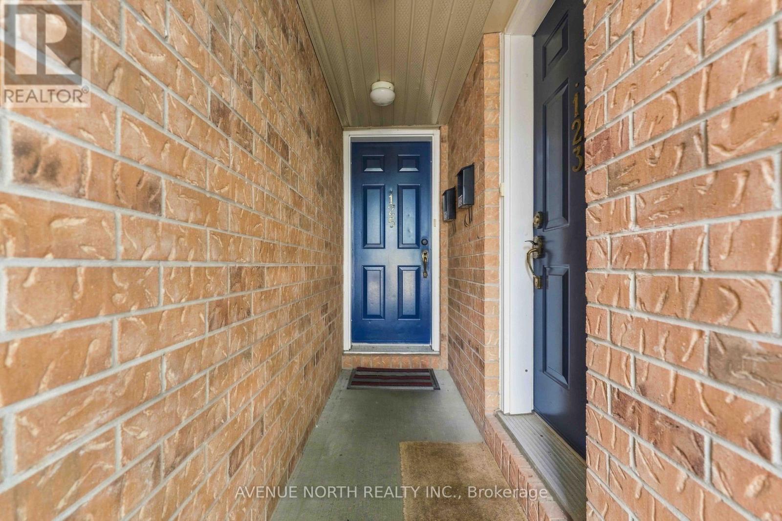 17 - 125 Tall Pines Private, Ottawa, Ontario  K2H 1G9 - Photo 2 - X13669260