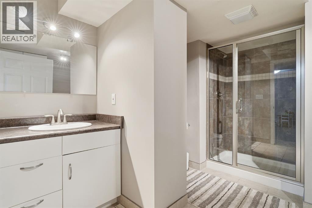 124 Cantrell Place SW, Calgary, Alberta  T2W 1X2 - Photo 25 - A2324656