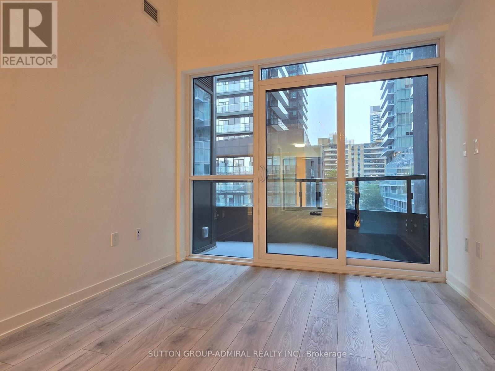 401 - 110 Broadway Avenue, Toronto, Ontario M4P 1V7 - Photo 4 - C13669234