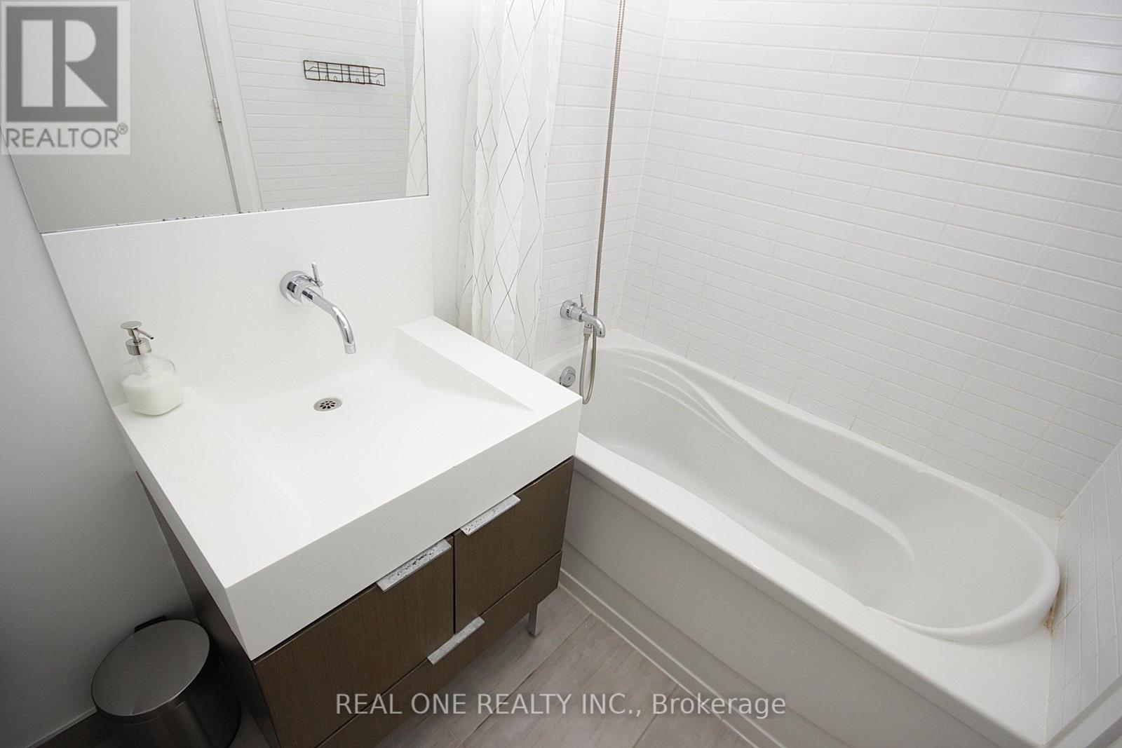 3505 - 110 Charles Street E, Toronto, Ontario  M4Y 1T5 - Photo 15 - C13669256
