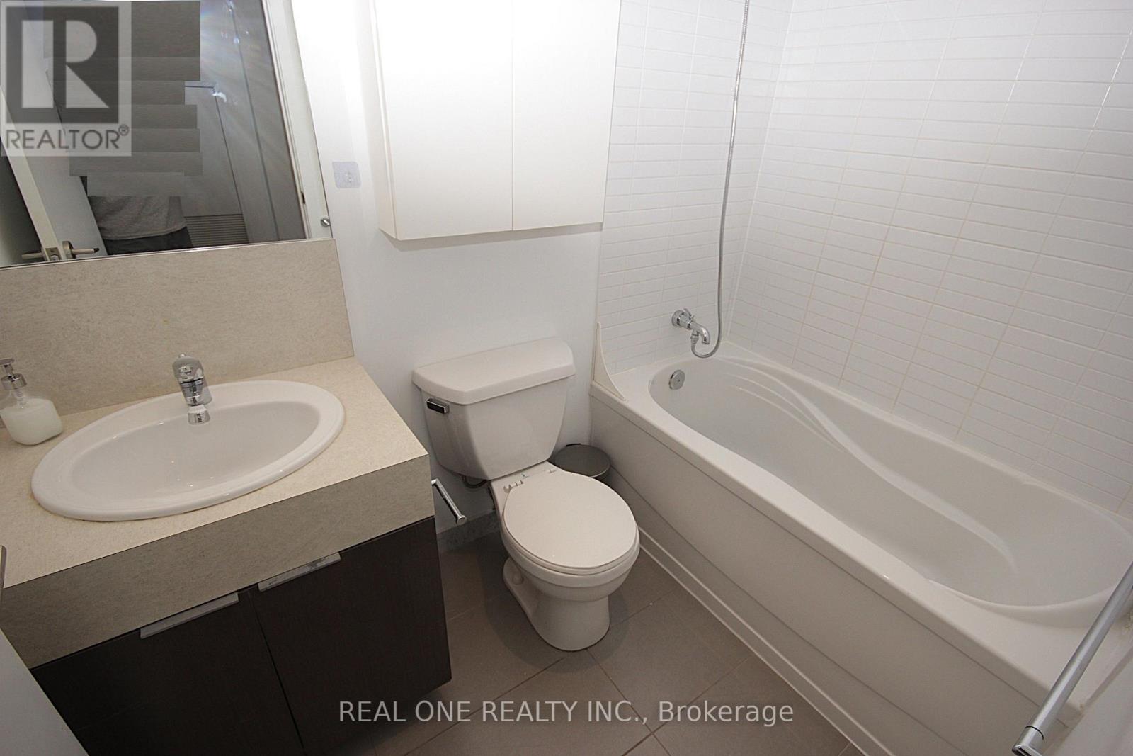 3505 - 110 Charles Street E, Toronto, Ontario  M4Y 1T5 - Photo 19 - C13669256
