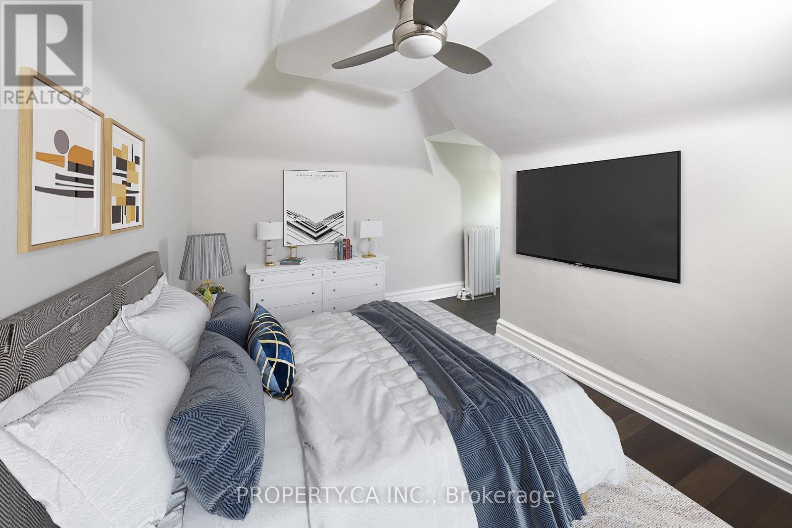 Upper - 345 Gladstone Avenue, Toronto, Ontario M6H 3H5 - Photo 16 - C13669266