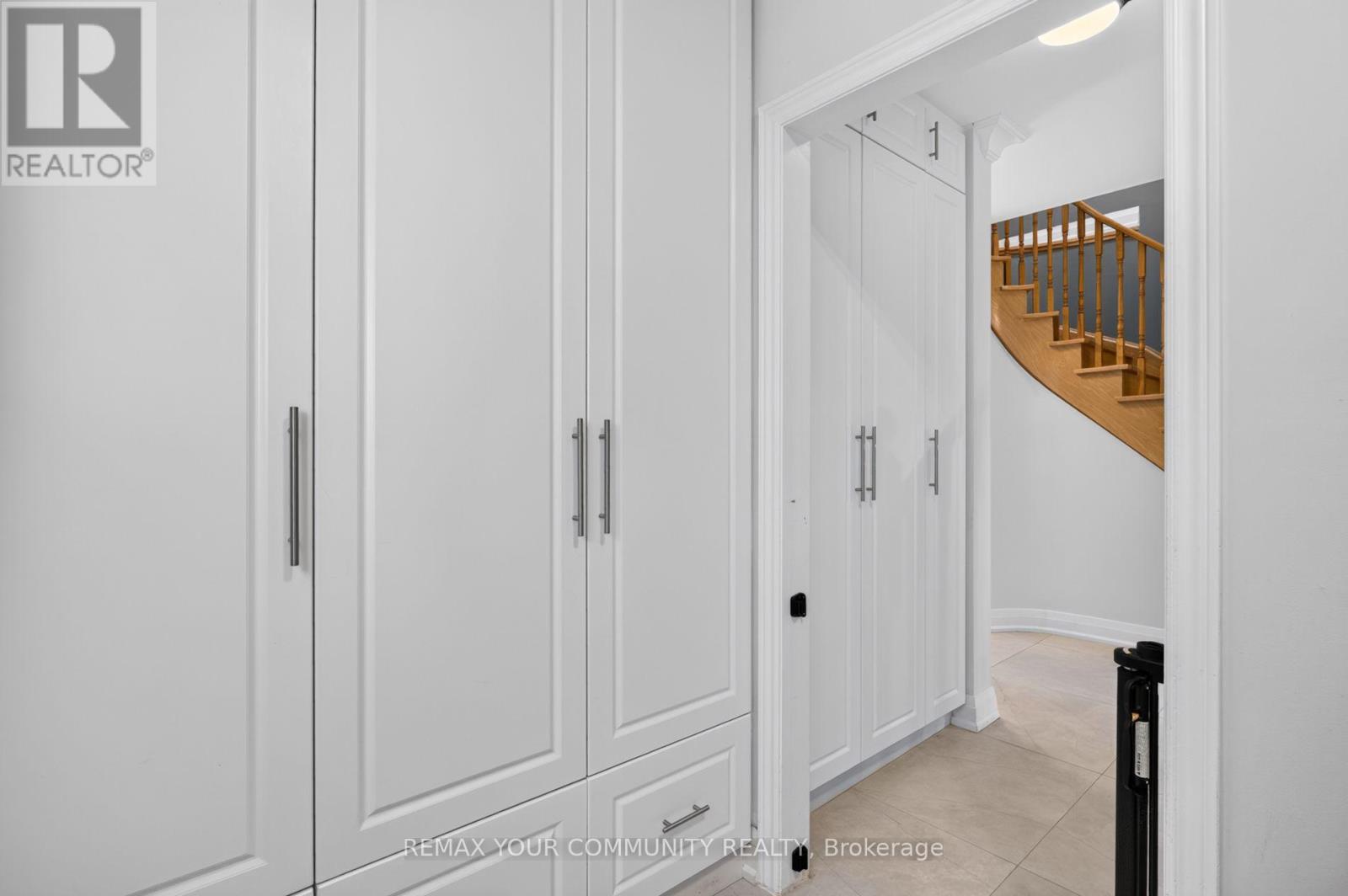 15 Klamath Court, Vaughan, Ontario  L6A 2L7 - Photo 13 - N13669218