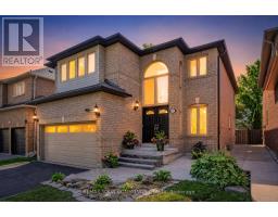 15 KLAMATH COURT, Vaughan, Ontario