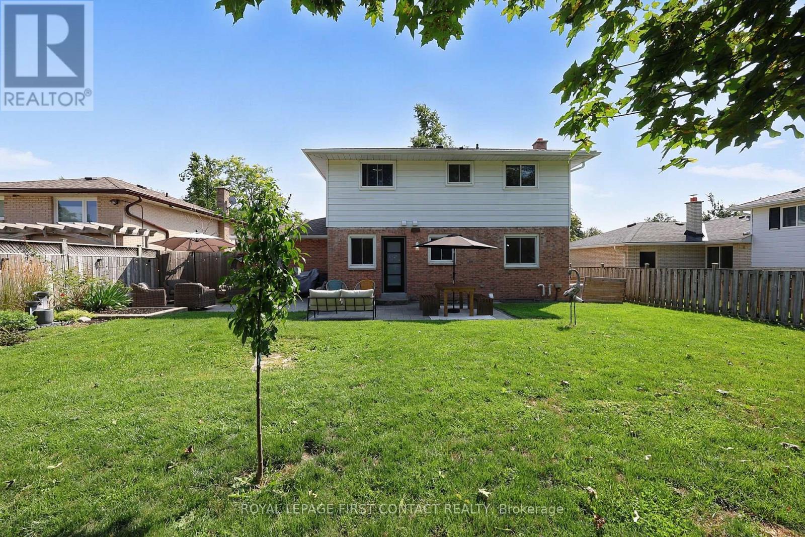 12 Davies Crescent, Barrie, Ontario L4M 2M3 - Photo 38 - S13669198