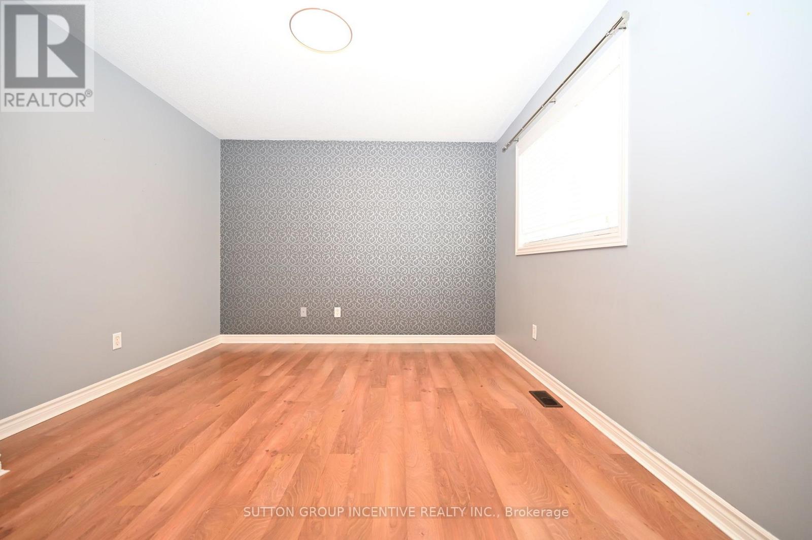 14 Brown Wood Drive, Barrie, Ontario  L4M 6N4 - Photo 20 - S13669210