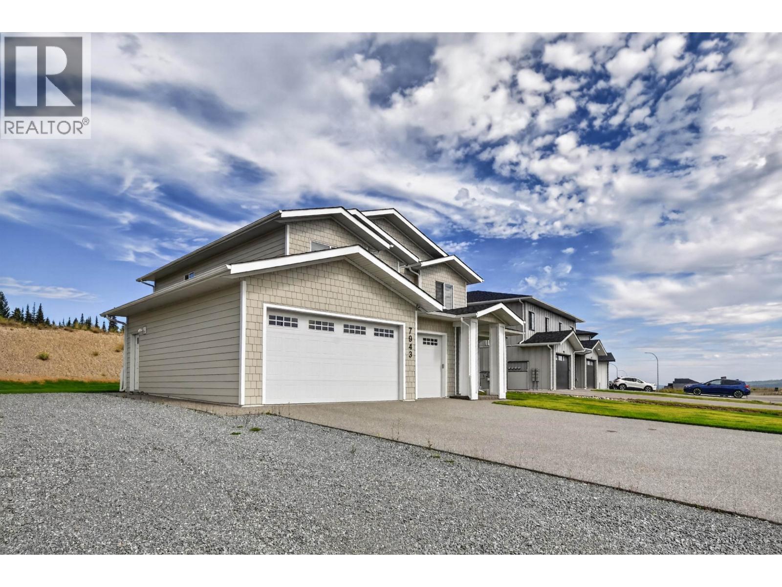7943 Southridge Avenue, Prince George, British Columbia  V2N 6S4 - Photo 2 - R3155406
