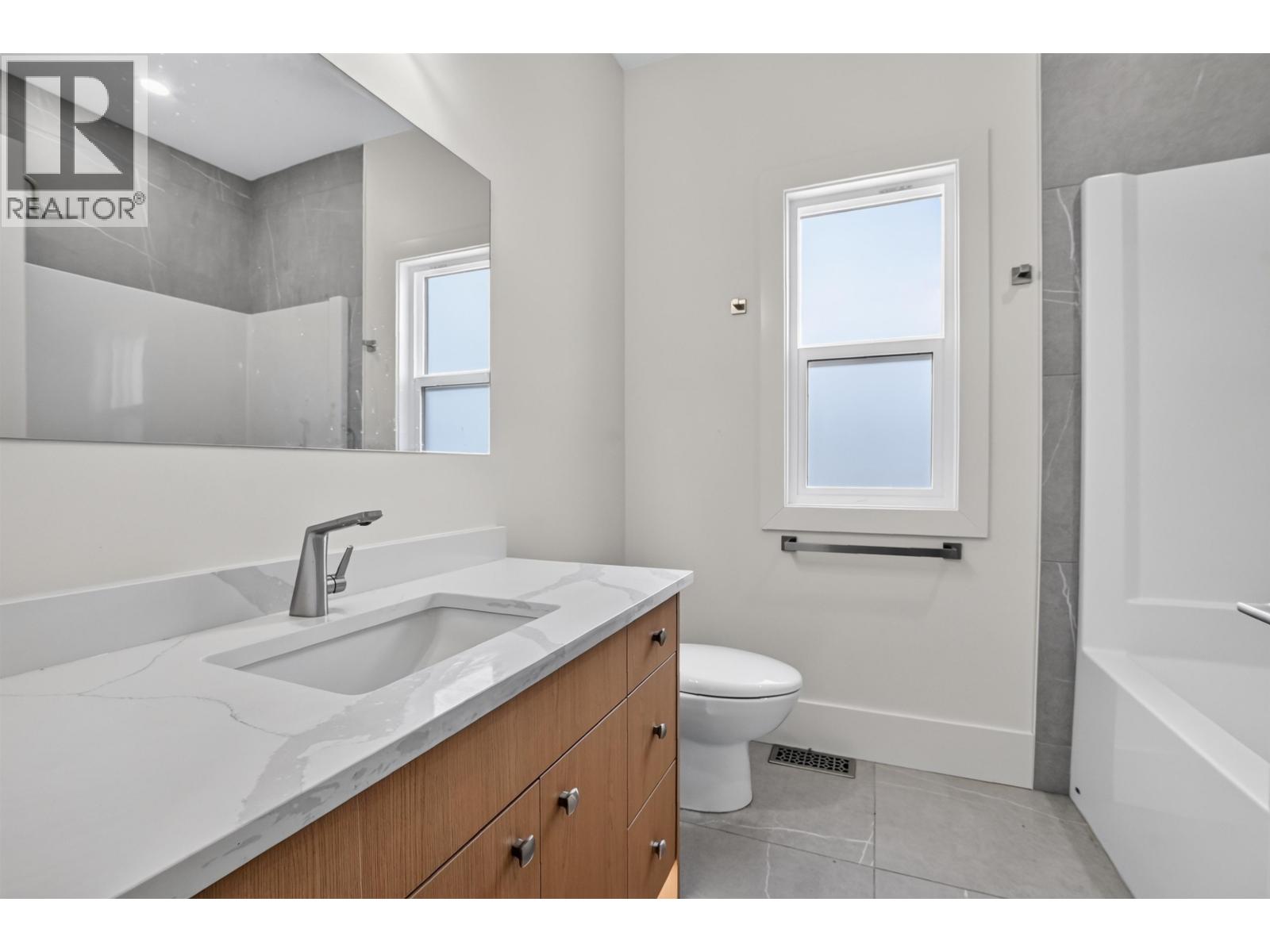 7943 Southridge Avenue, Prince George, British Columbia  V2N 6S4 - Photo 16 - R3155406