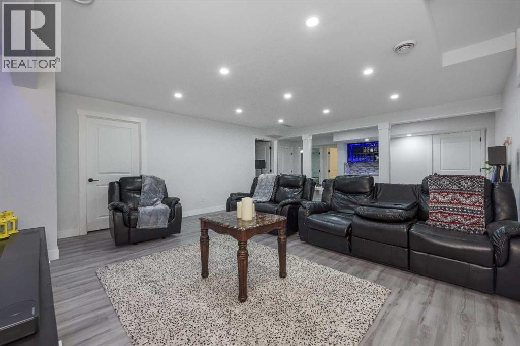 76 Evanspark Circle Nw, Calgary, Alberta  T3P 0B4 - Photo 36 - A2336953