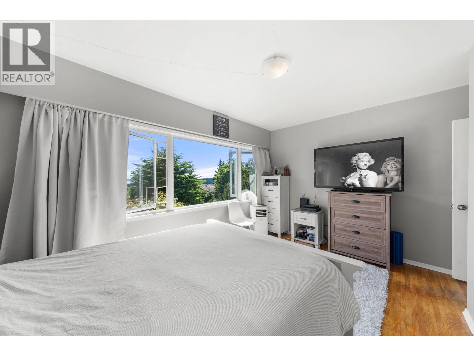 674 Blueridge Avenue, North Vancouver, British Columbia  V7R 2J3 - Photo 17 - R3140105