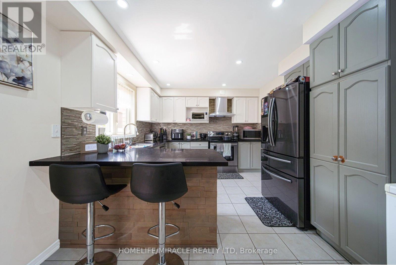 55 Mainard Crescent, Brampton, Ontario  L6R 2T8 - Photo 17 - W13669230