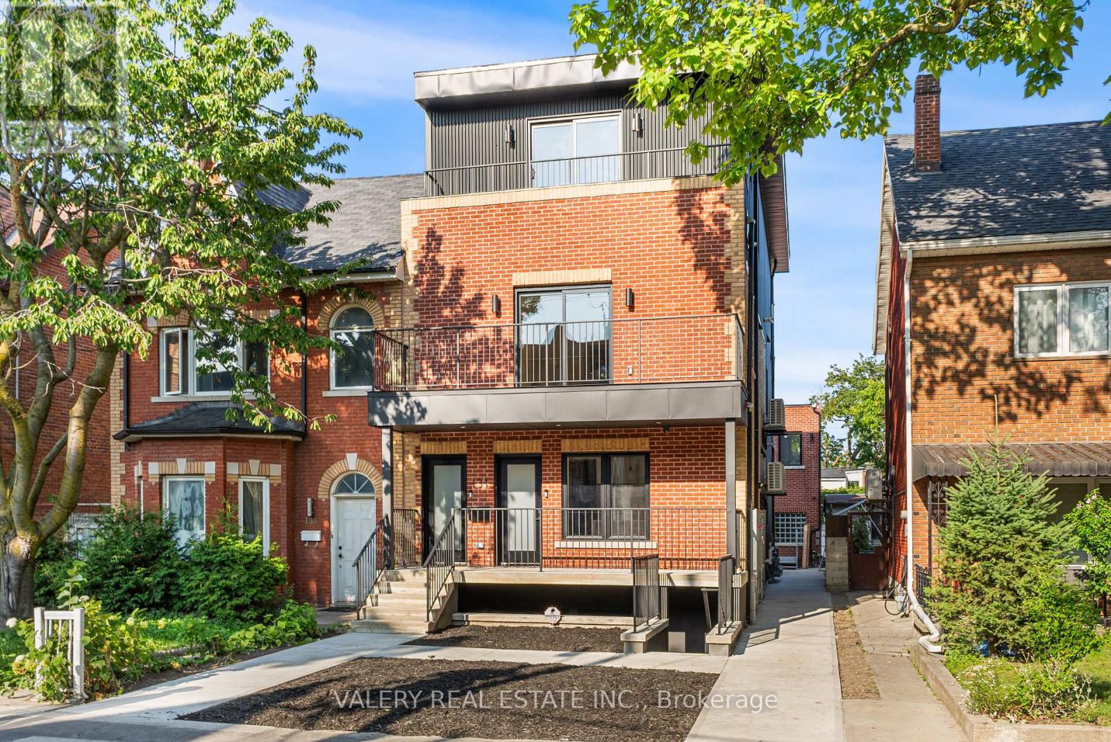 Laneway Main - 131 Dovercourt Road, Toronto, Ontario M6J 3C5 - Photo 11 - C13664542