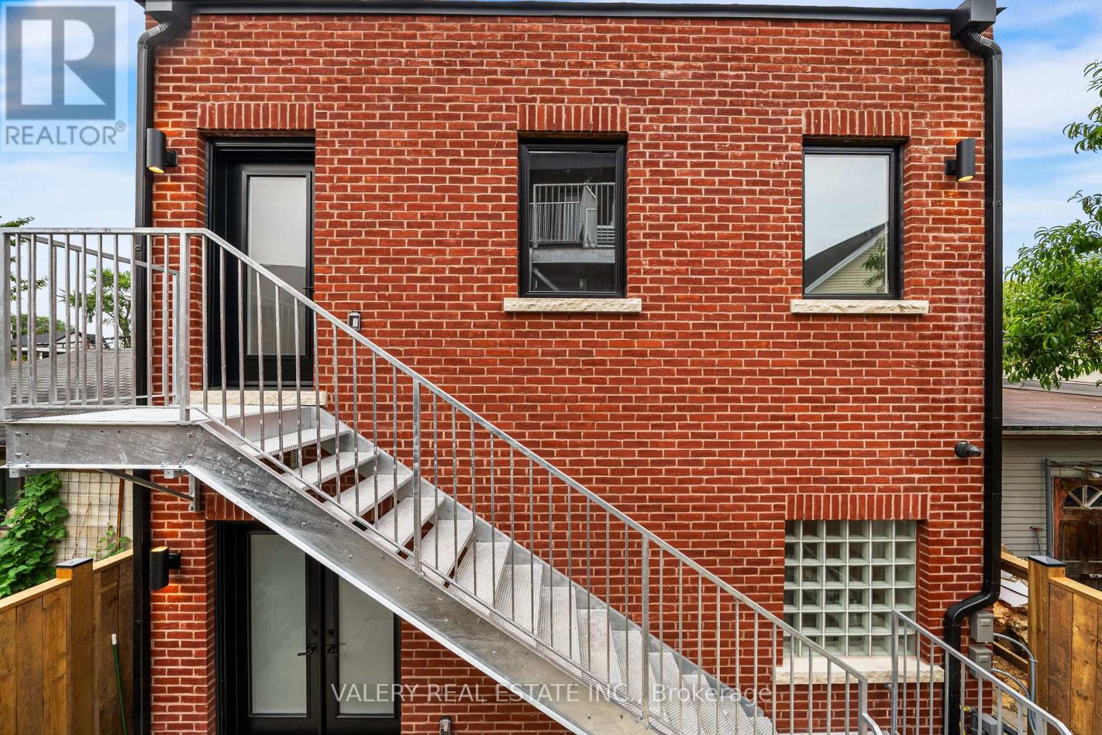 Laneway Upper - 131 Dovercourt Road, Toronto, Ontario  M6J 3C5 - Photo 11 - C13666204