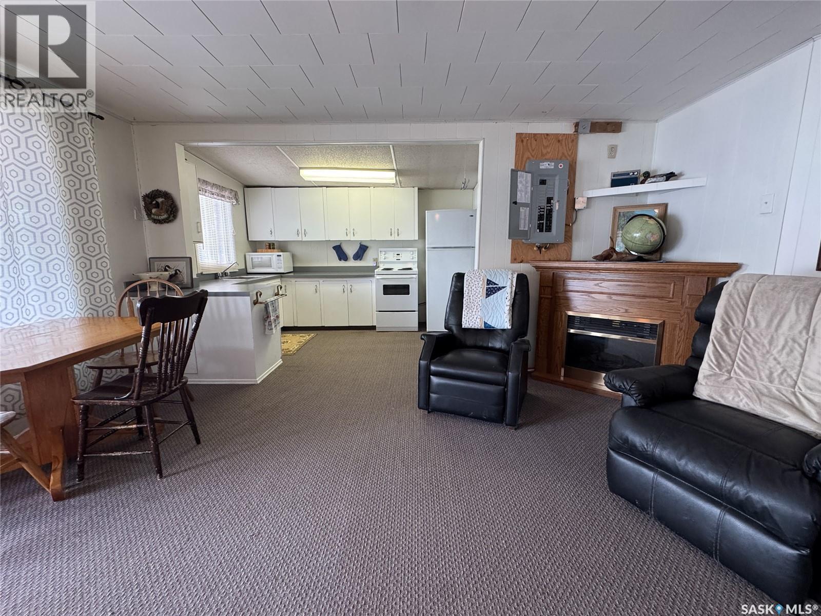 Sturgeon Lakefront Cabin, Sturgeon Lake, Saskatchewan  S0J 2E0 - Photo 23 - SK045419