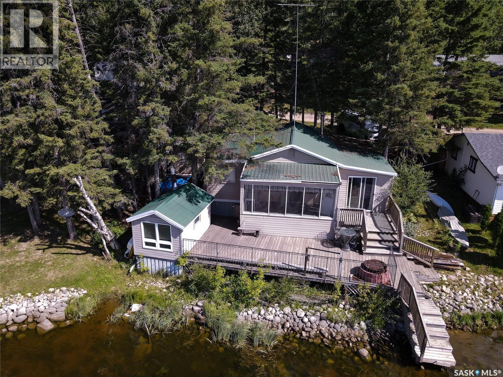 Sturgeon Lakefront Cabin, Sturgeon Lake, Saskatchewan  S0J 2E0 - Photo 3 - SK045419
