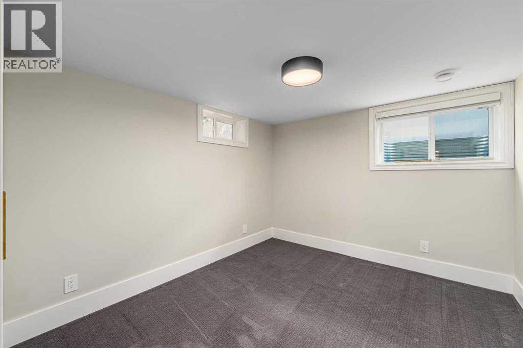 81 White Oak Crescent Sw, Calgary, Alberta T3C 3J9 - Photo 27 - A2319443