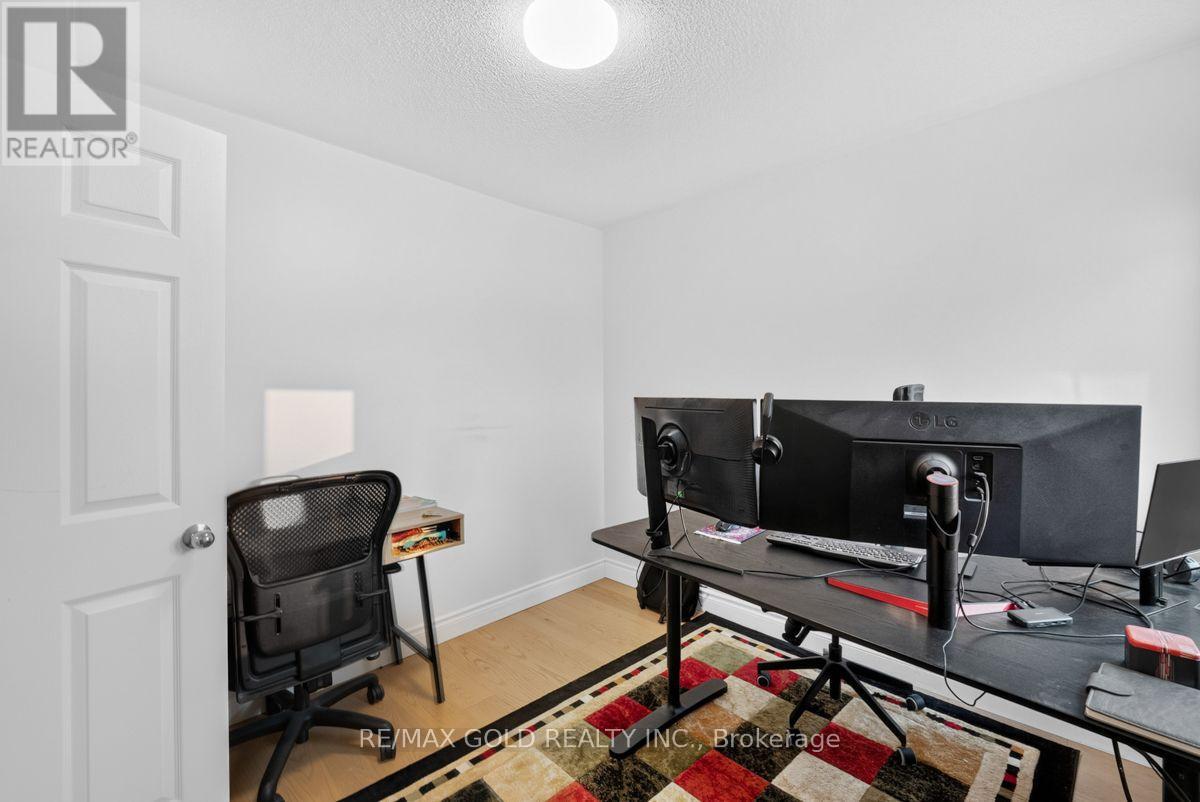 1110 Davis Lane, Milton, Ontario  L9T 5P9 - Photo 34 - W13669236