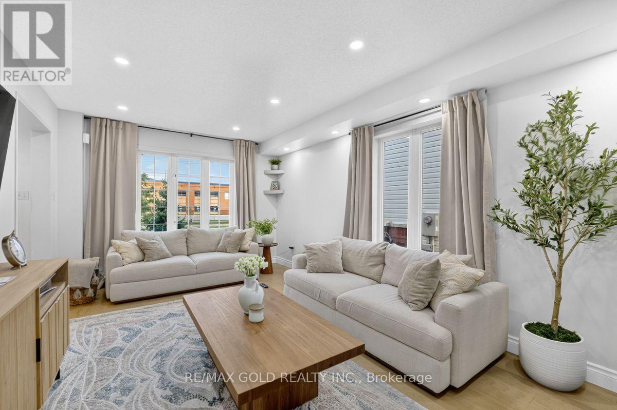1110 Davis Lane, Milton, Ontario  L9T 5P9 - Photo 6 - W13669236