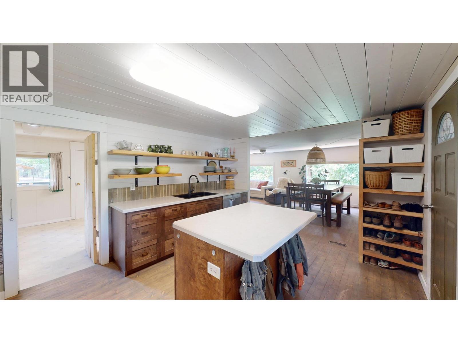 3315 Gold Creek Road, Cranbrook, British Columbia  V1C 6Z4 - Photo 8 - 10397605