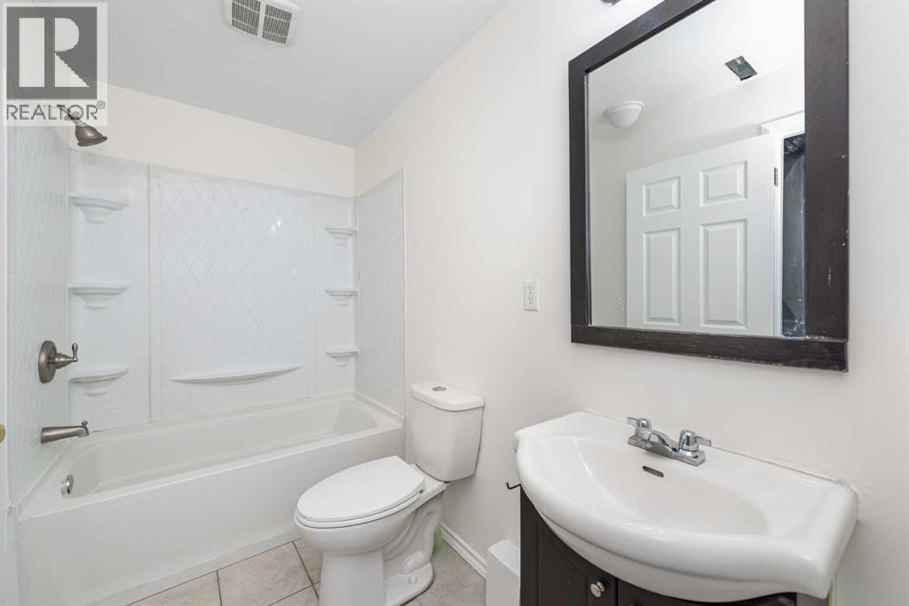15 Martha's Haven Green Ne, Calgary, Alberta  T3J 3X6 - Photo 45 - A2322131