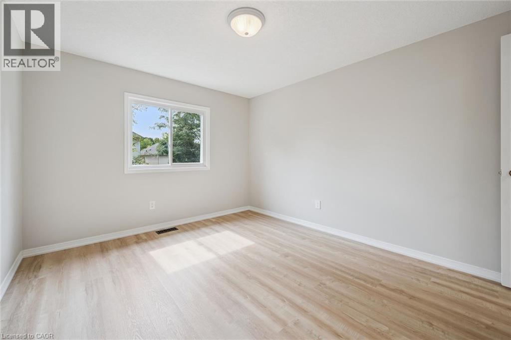751 Laurelwood Drive, Waterloo, Ontario  N2V 2W2 - Photo 31 - 40848824