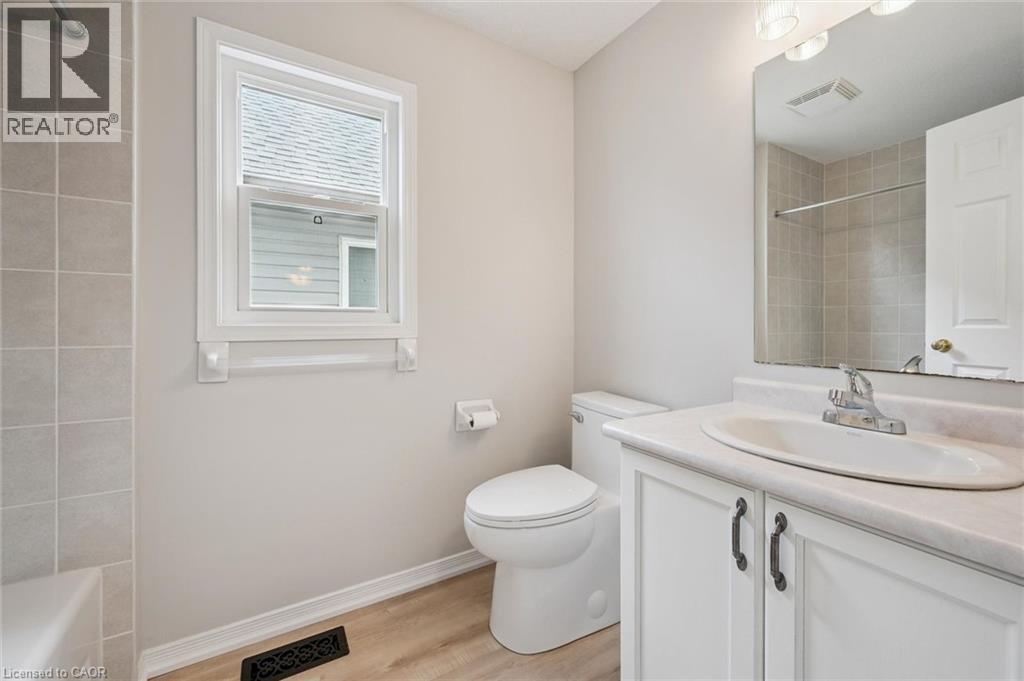 751 Laurelwood Drive, Waterloo, Ontario  N2V 2W2 - Photo 28 - 40848824